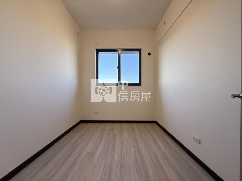 龍岡有福二房車房屋室內格局與周邊環境