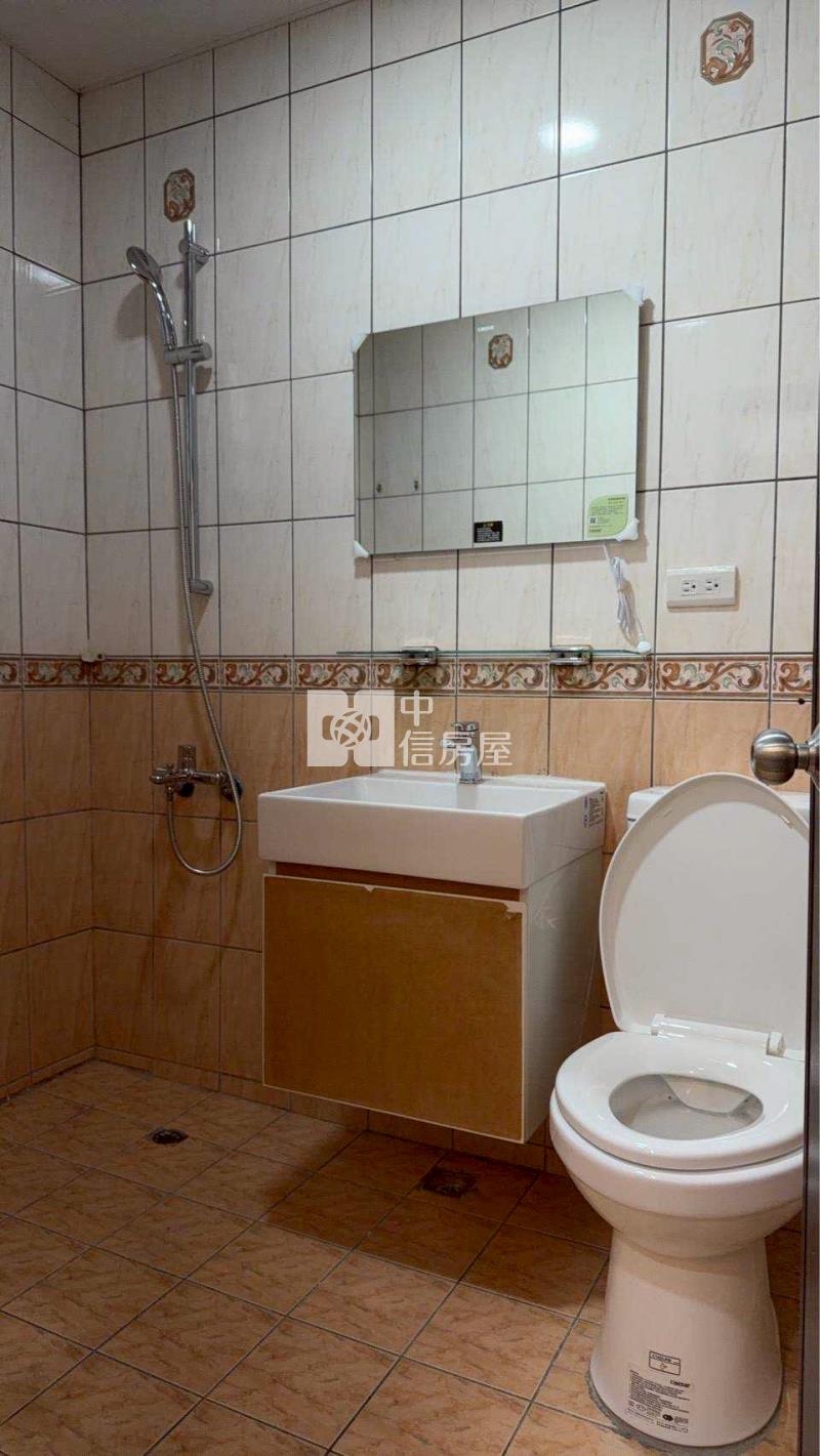 大園華興池埤塘公園美公寓房屋室內格局與周邊環境