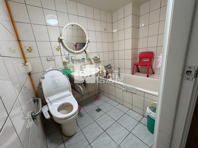 復旦中學稀有釋出羅曼蒂優質四房平車房屋室內格局與周邊環境