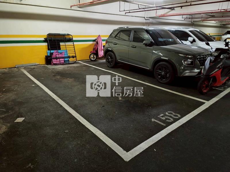 中壢運動中心法國之星三房車房屋室內格局與周邊環境