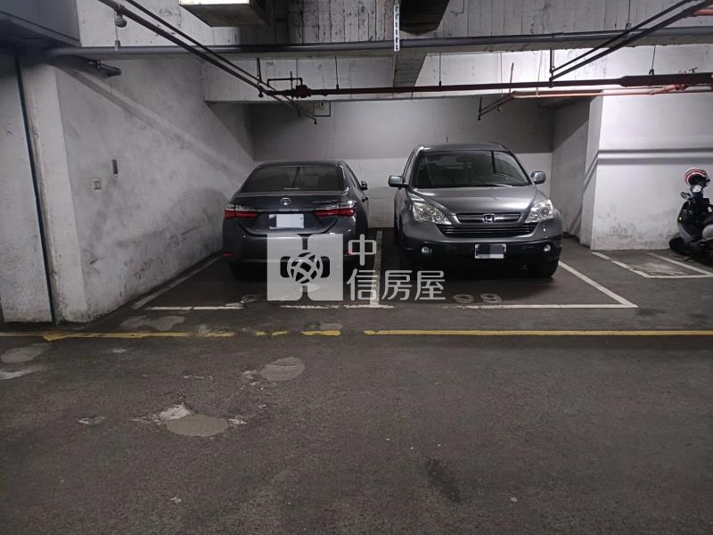 (文心大三元翡翠區)南區文心大三元樓中樓美五房+平車房屋室內格局與周邊環境