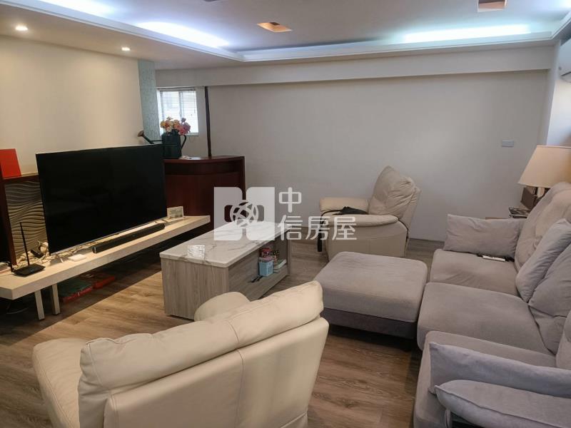 (文心大三元翡翠區)南區文心大三元樓中樓美五房+平車房屋室內格局與周邊環境