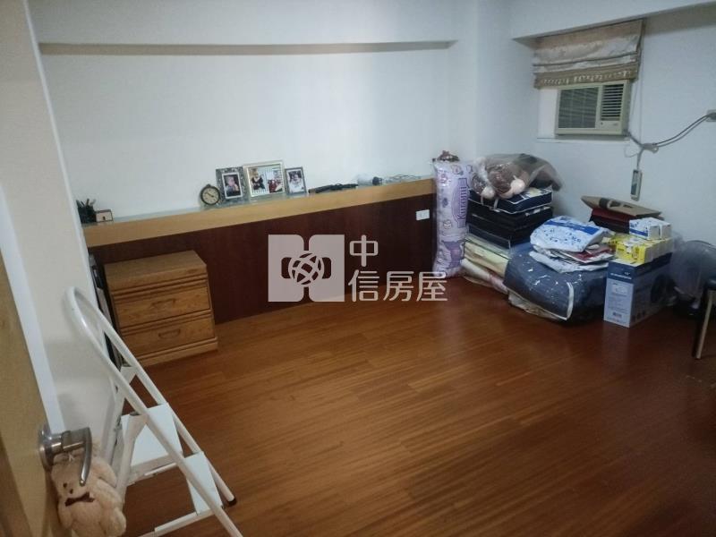 (文心大三元翡翠區)南區文心大三元樓中樓美五房+平車房屋室內格局與周邊環境