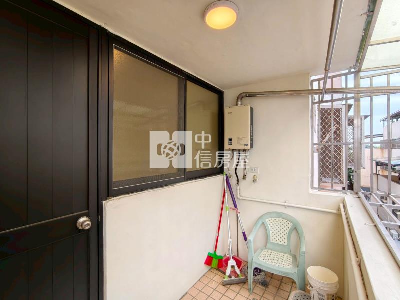 水湳經貿旁富宇新天地三房機上房屋室內格局與周邊環境