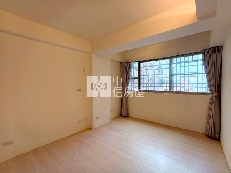 水湳經貿旁富宇新天地三房機上房屋室內格局與周邊環境