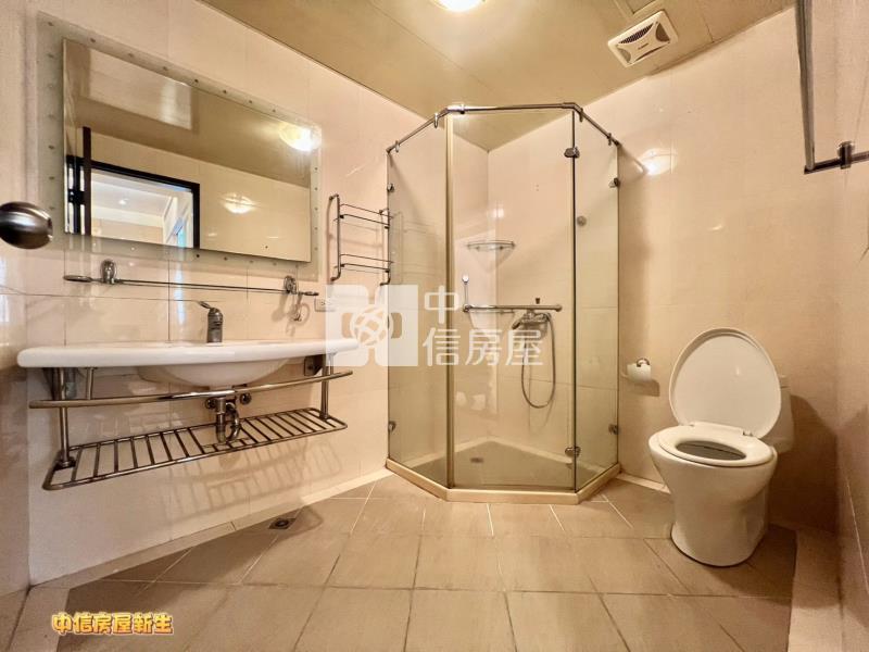 大溪埔頂公園旁.仁善國小雙車美別墅房屋室內格局與周邊環境