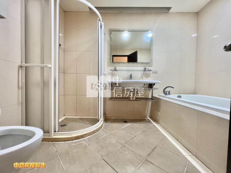 大溪埔頂公園旁.仁善國小雙車美別墅房屋室內格局與周邊環境