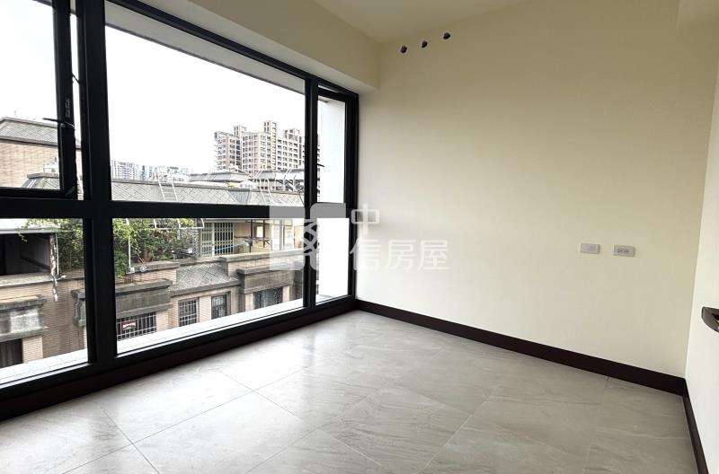 桔墅成家頭家學區三房平車房屋室內格局與周邊環境