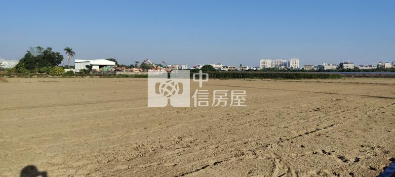 近產業園區必賣小資一般農地房屋室內格局與周邊環境