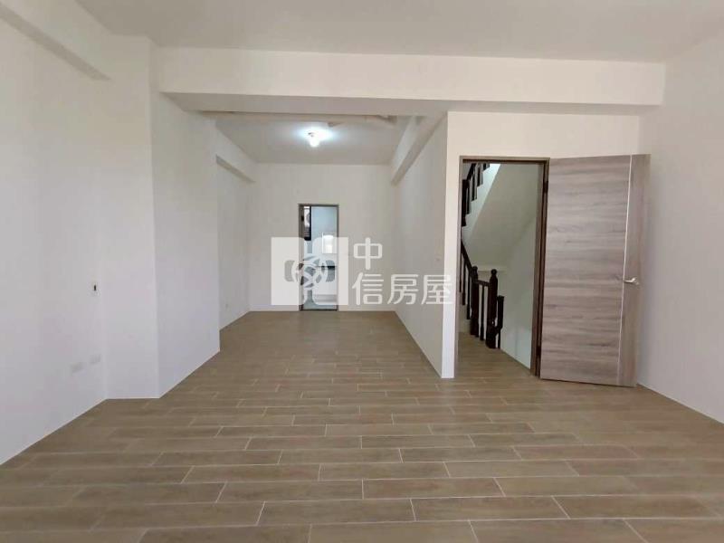 近楊梅交流道雙車位美別墅房屋室內格局與周邊環境