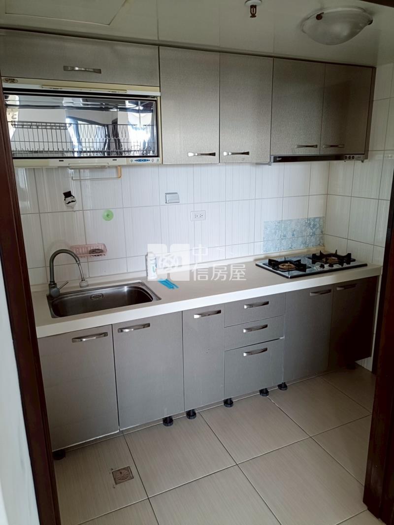 鼎藏晶華一期兩房房屋室內格局與周邊環境