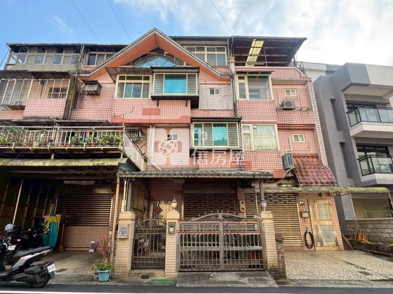 【冠軍】百合別墅庭院透天房屋室內格局與周邊環境