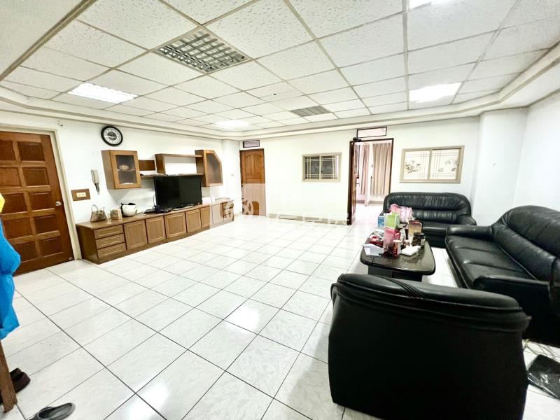 中壢市區、A22、新明市場、超便宜大三房房屋室內格局與周邊環境