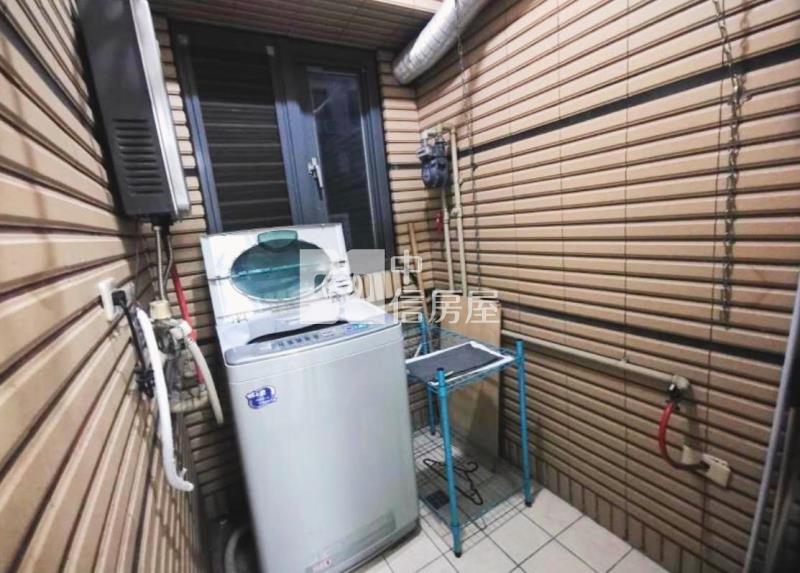 龍安商圈.中路.交流道溫馨優質2房車房屋室內格局與周邊環境