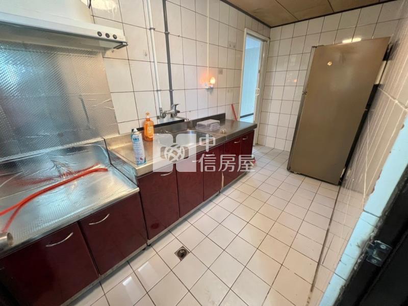 ●登輝亮麗三房房屋室內格局與周邊環境