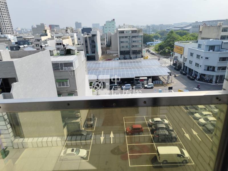 永華商圈樓中樓大三房平車房屋室內格局與周邊環境