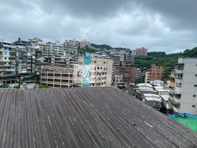 ▲東光國小低樓層4房房屋室內格局與周邊環境