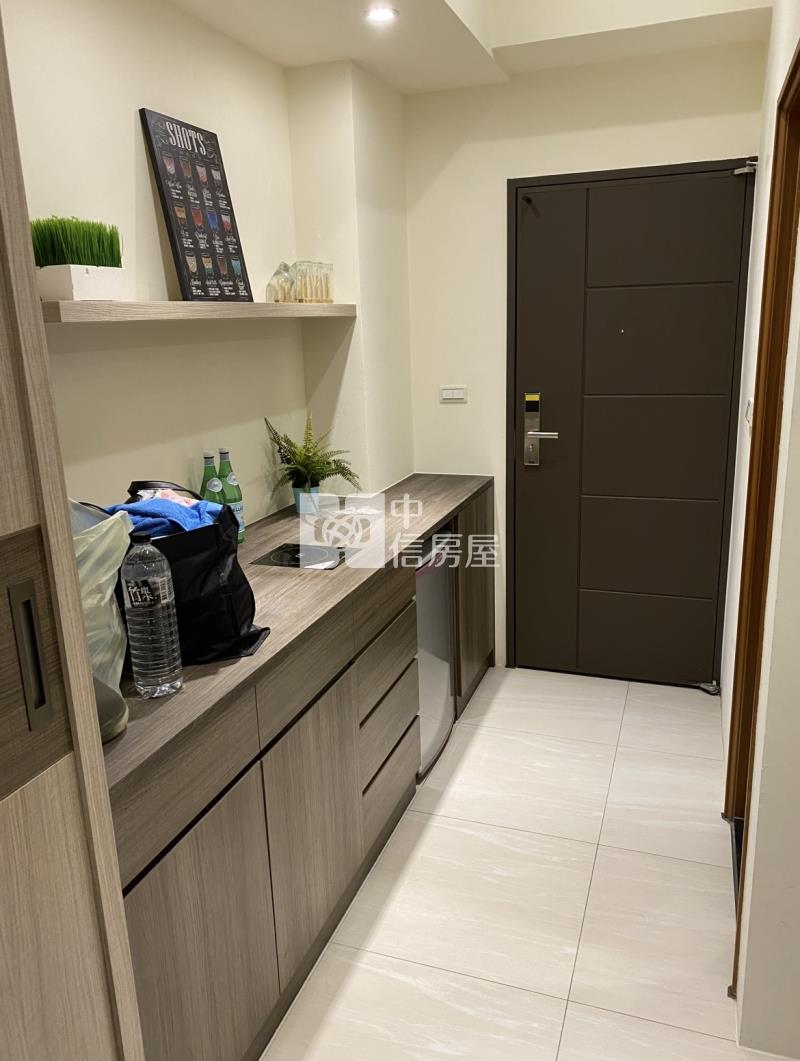 極新中壢後站3套房+車位房屋室內格局與周邊環境