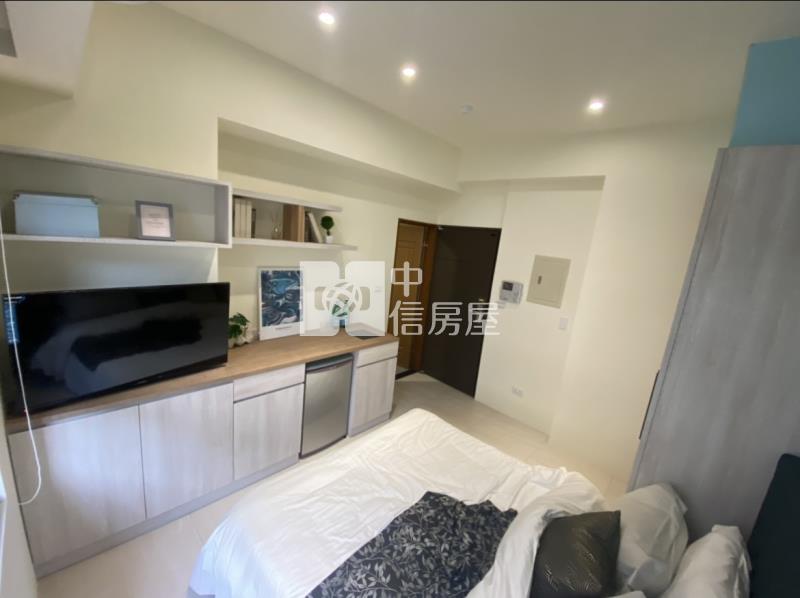 極新中壢後站3套房+車位房屋室內格局與周邊環境