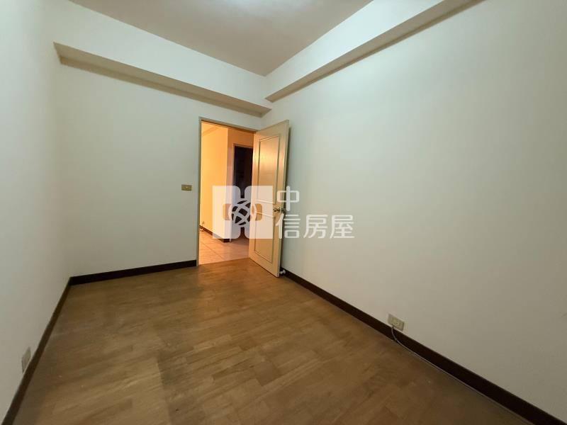 天鵝湖三房+車位輪抽房屋室內格局與周邊環境