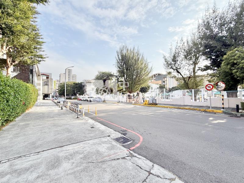 危老改建大地坪透天|教育大學房屋室內格局與周邊環境