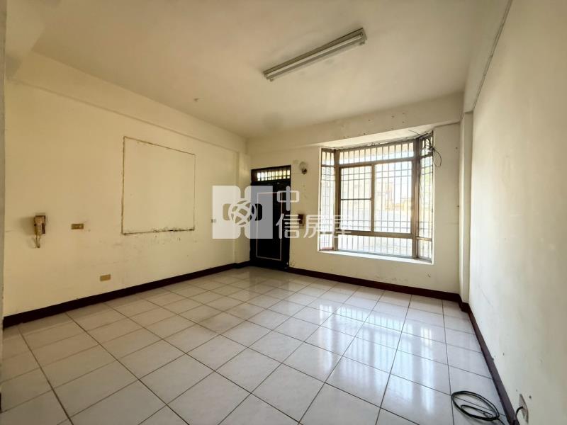 善化陽明國小好便宜邊間透天房屋室內格局與周邊環境