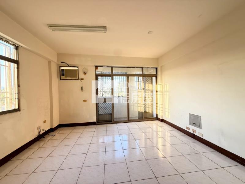 善化陽明國小好便宜邊間透天房屋室內格局與周邊環境