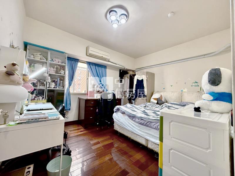 黎明向上商圈三房附車位房屋室內格局與周邊環境