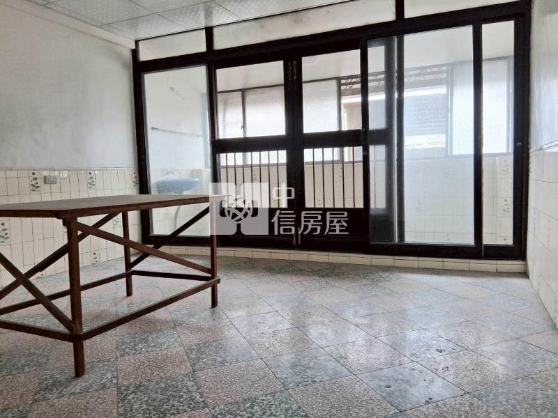 里港全聯透天房屋室內格局與周邊環境