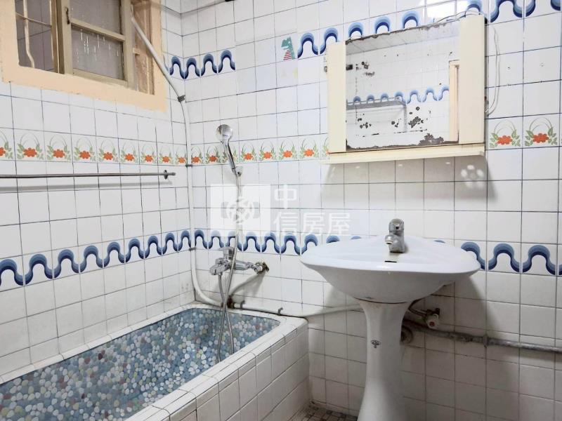 里港全聯透天房屋室內格局與周邊環境