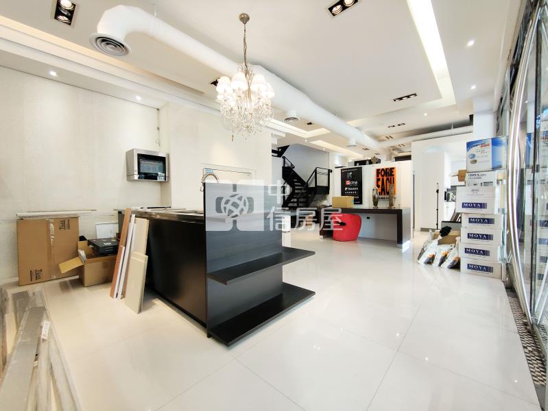 大德街園道旁角店房屋室內格局與周邊環境