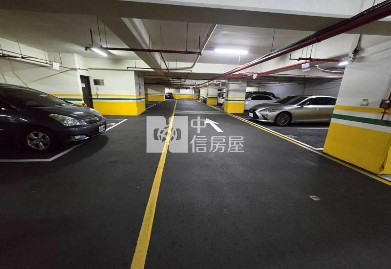 中壢捷運【法國之星】美3房車位電梯大樓房屋室內格局與周邊環境