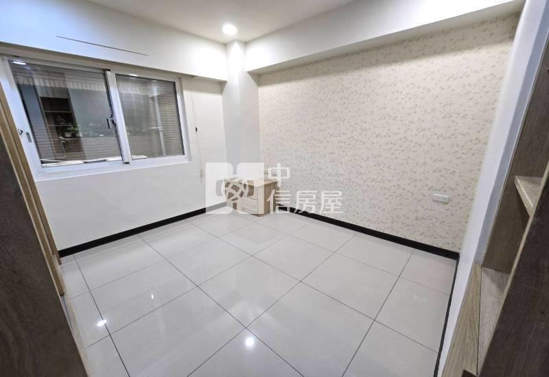 中壢捷運【法國之星】景觀3房大車位電梯大樓房屋室內格局與周邊環境