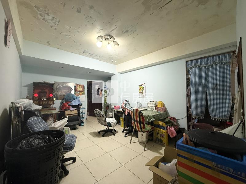 【奔馳】建國國小低總價3房房屋室內格局與周邊環境