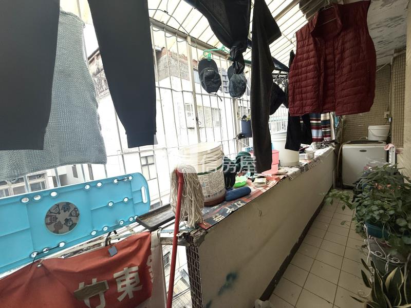 【奔馳】建國國小低總價3房房屋室內格局與周邊環境