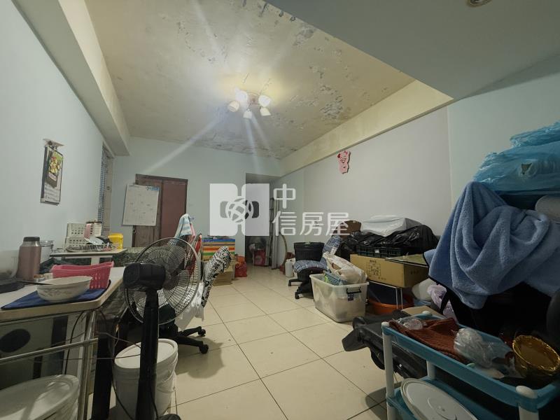 【奔馳】建國國小低總價3房房屋室內格局與周邊環境