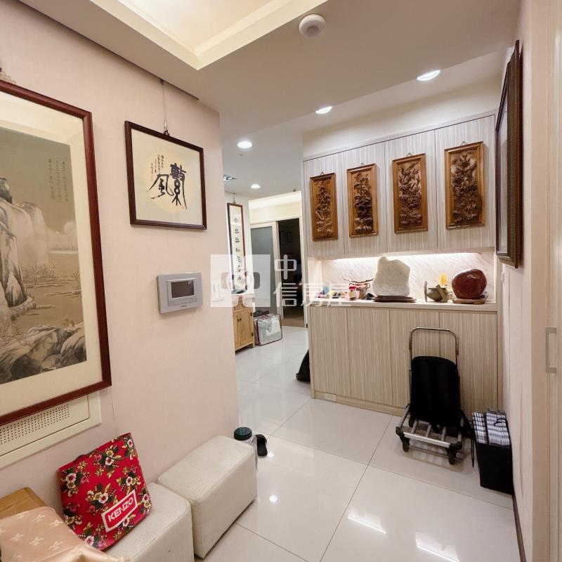 艾菲爾大三房雙車位房屋室內格局與周邊環境