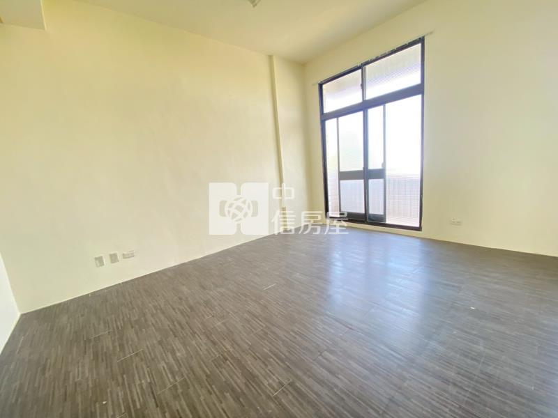 斗六石榴雙車美別墅房屋室內格局與周邊環境