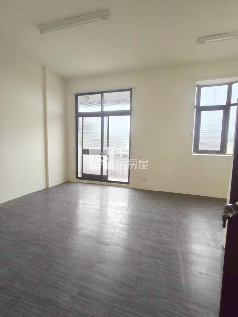 斗六石榴雙車美別墅房屋室內格局與周邊環境