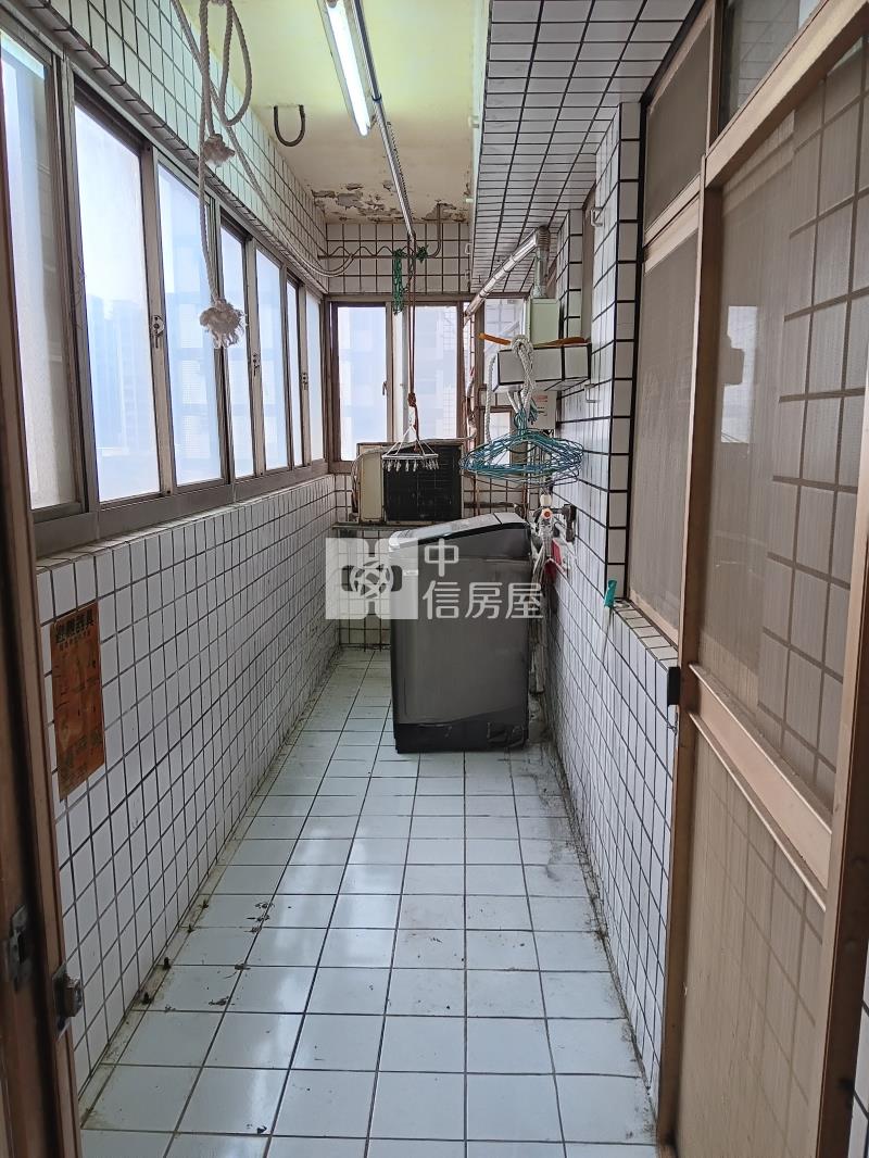 平鎮國中(美麗星城)大4房加車位房屋室內格局與周邊環境