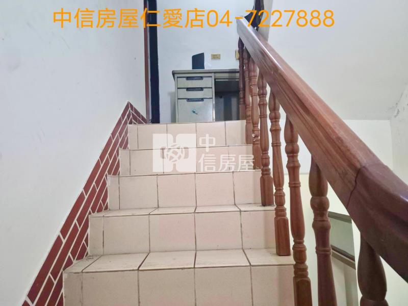 國聖車庫透天房屋室內格局與周邊環境