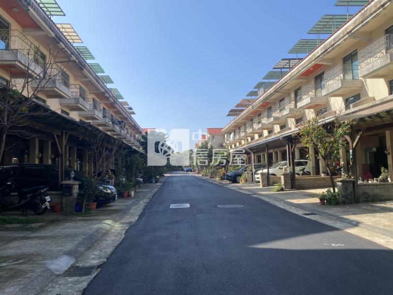 楊梅歐洲山莊前院停車別墅房屋室內格局與周邊環境