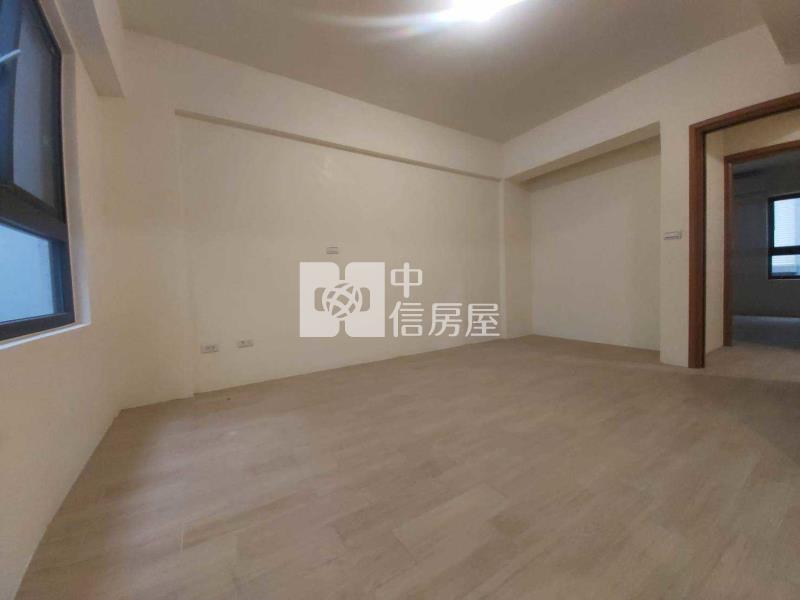 體育園區全新電梯透天房屋室內格局與周邊環境