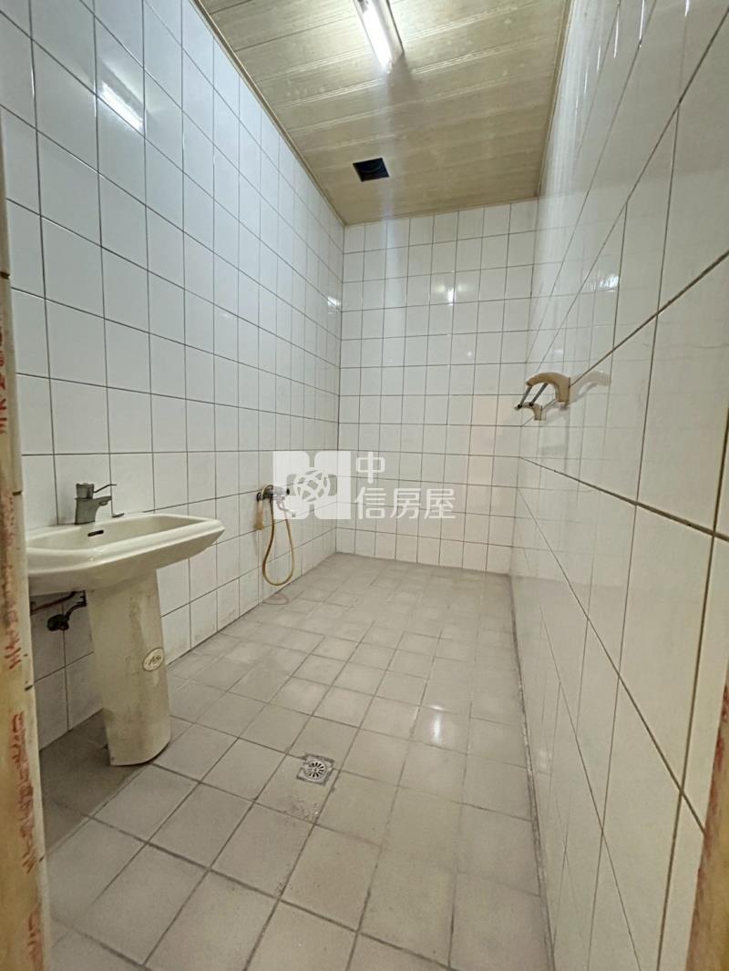 斗六國中旁店住房屋室內格局與周邊環境