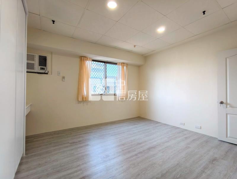 北屯松竹愛的世界三房機上車位房屋室內格局與周邊環境