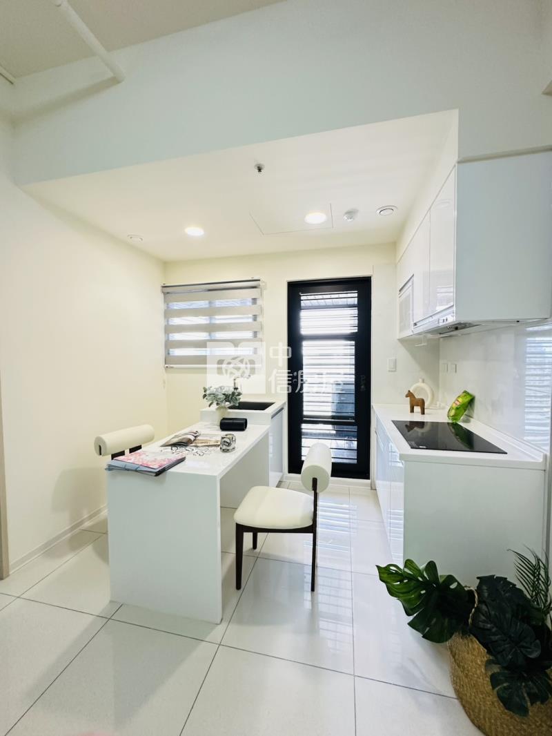 七期捷運宅美二房+平車房屋室內格局與周邊環境