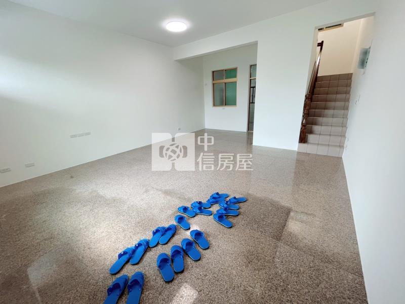 觀音福山路邊間透天房屋室內格局與周邊環境