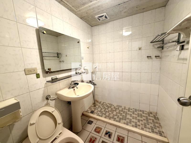 內壢精忠國宅高樓層大三房車房屋室內格局與周邊環境