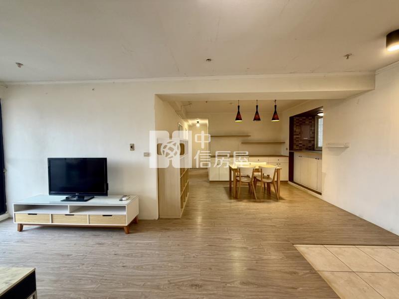 內壢精忠國宅高樓層大三房車房屋室內格局與周邊環境