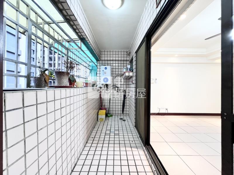 華宮庭園兩房平車房屋室內格局與周邊環境